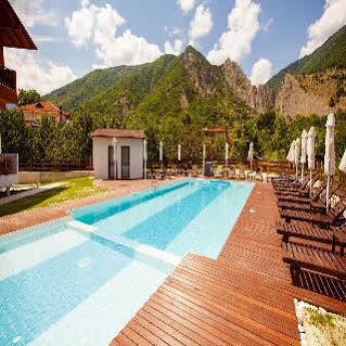 Irenes Resort Loutraki (Pella) Exterior foto